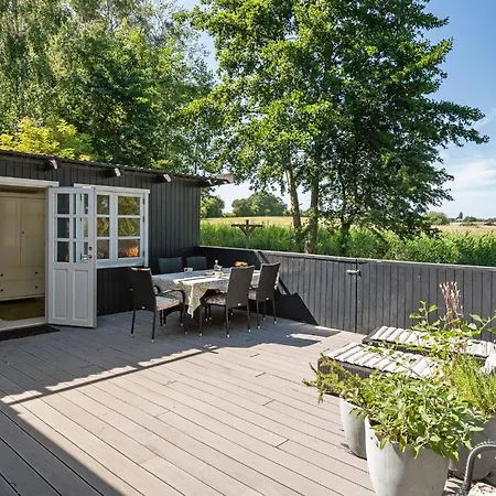 4 Bedroom Lovely In *