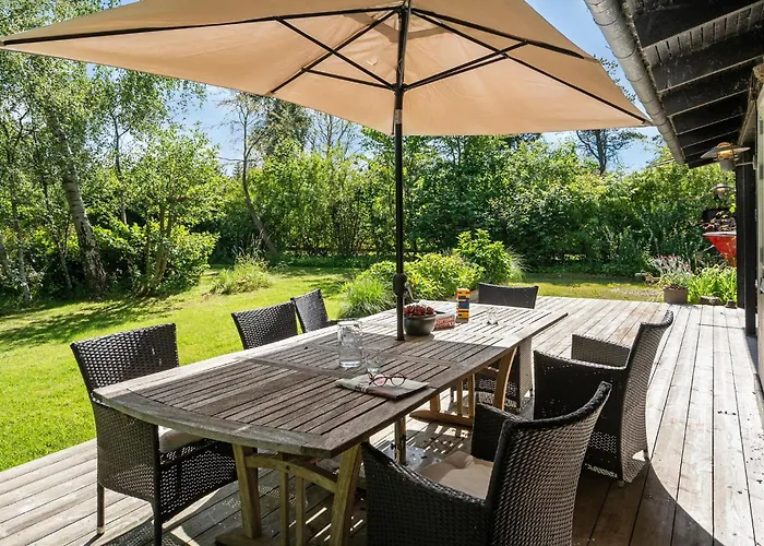 Holiday home 4 Bedroom Lovely In